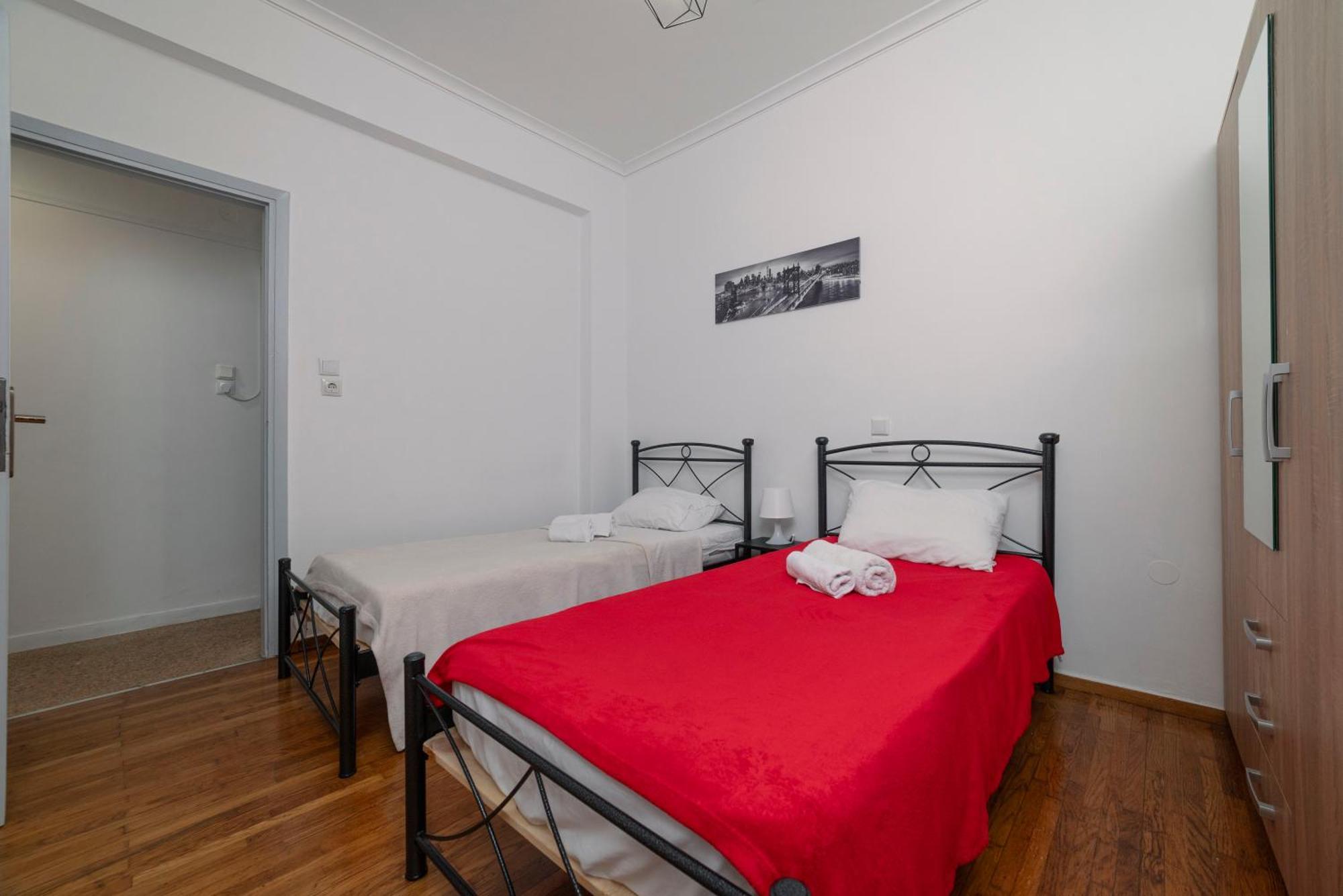 Local Urban Living 2Bd Apartment In Athén Kültér fotó